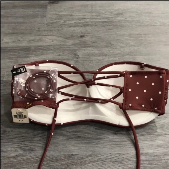 New with Tags Victoria Secret Pushup Bikini Top - Picture 2 of 7